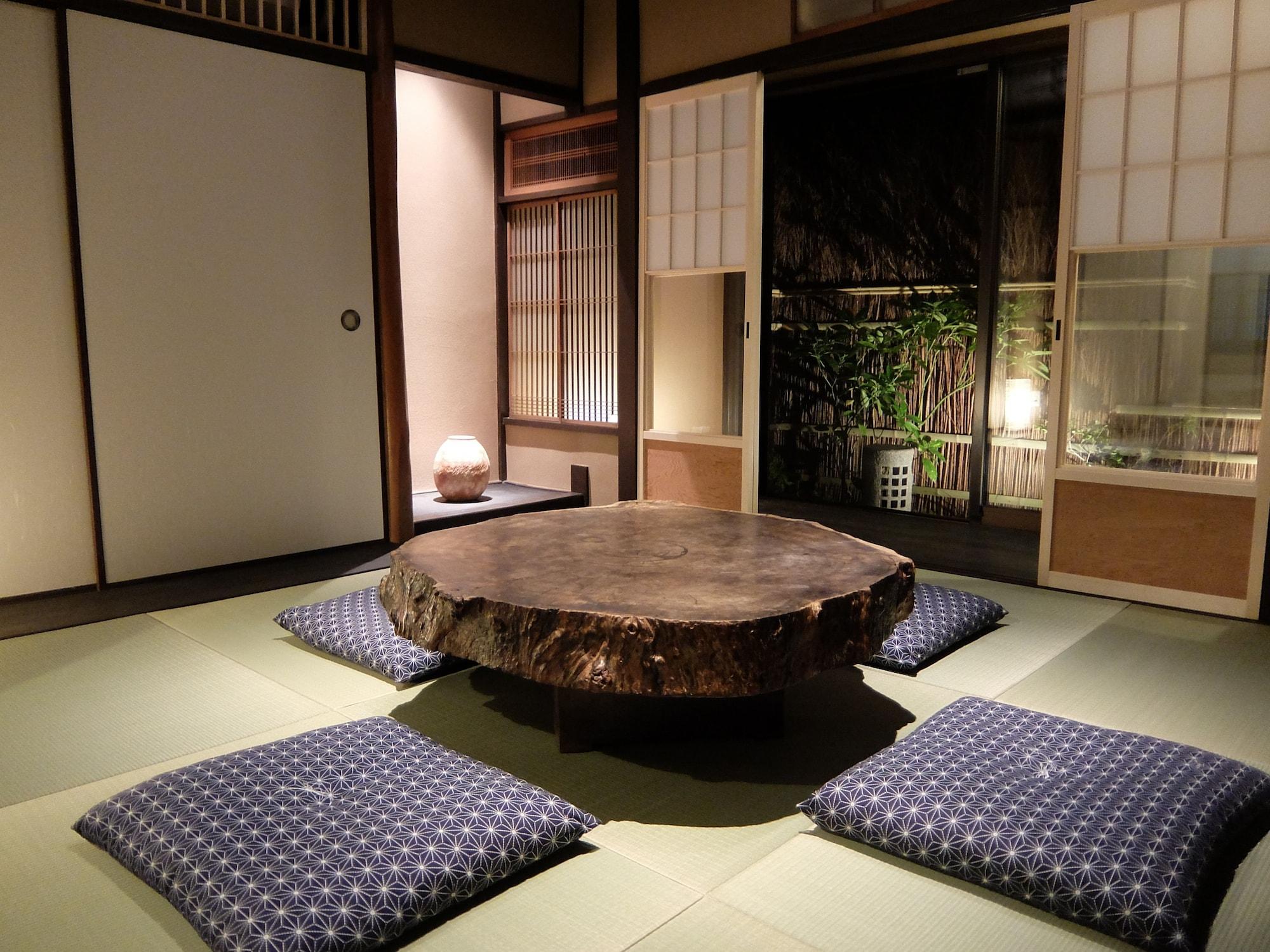 京都市 麗閣　清水五条ヴィラ エクステリア 写真