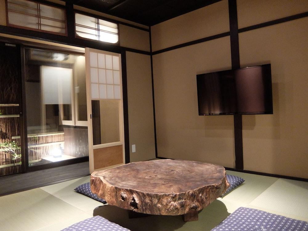 京都市 麗閣　清水五条ヴィラ エクステリア 写真