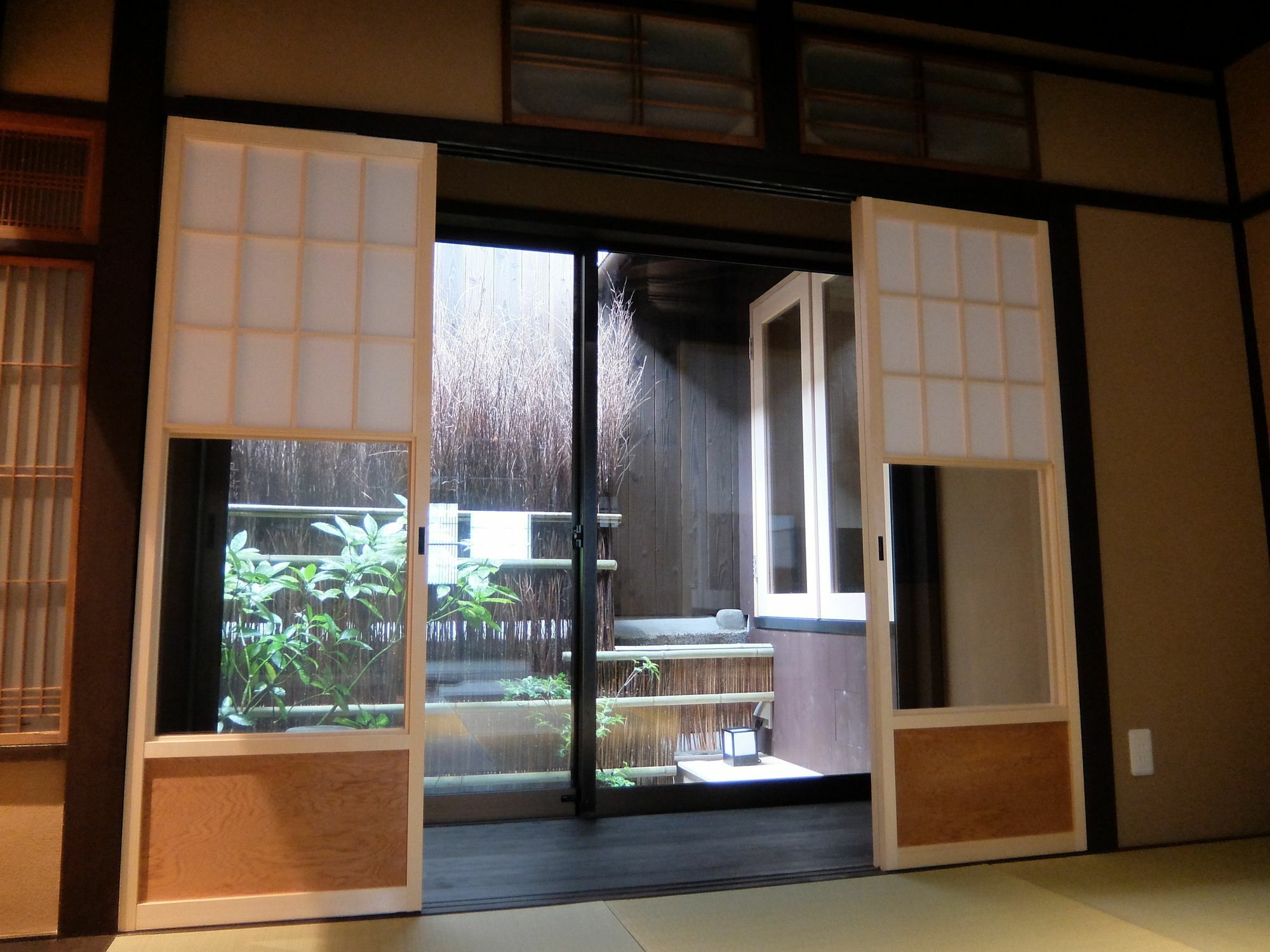 京都市 麗閣　清水五条ヴィラ エクステリア 写真