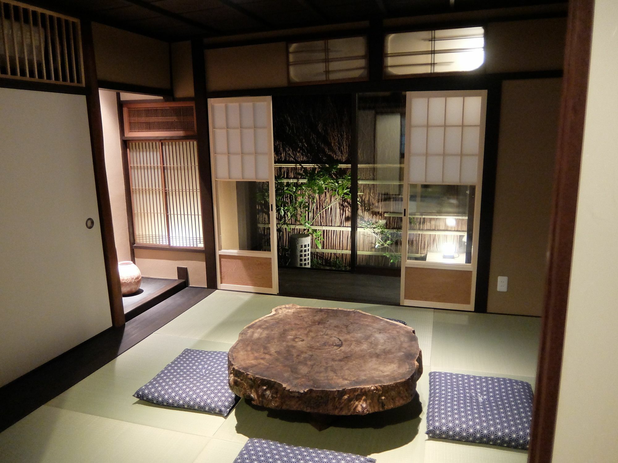 京都市 麗閣　清水五条ヴィラ エクステリア 写真