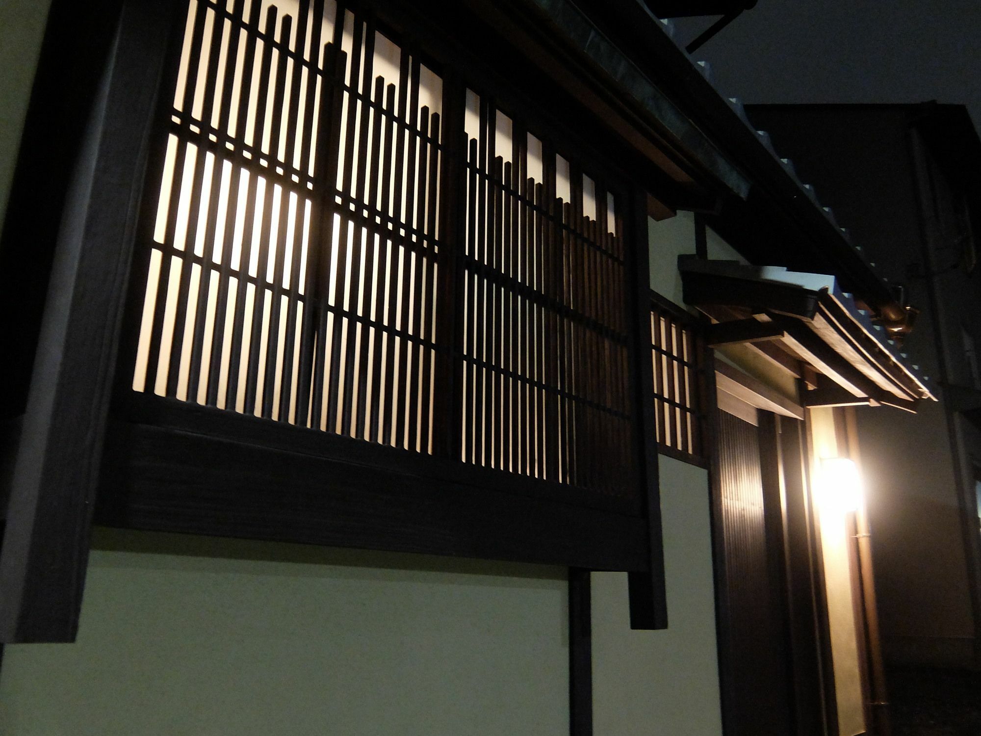 京都市 麗閣　清水五条ヴィラ エクステリア 写真